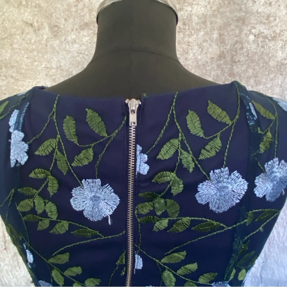 Gabby Skye Navy and Green Floral Midi Dress - Picture 6 of 10